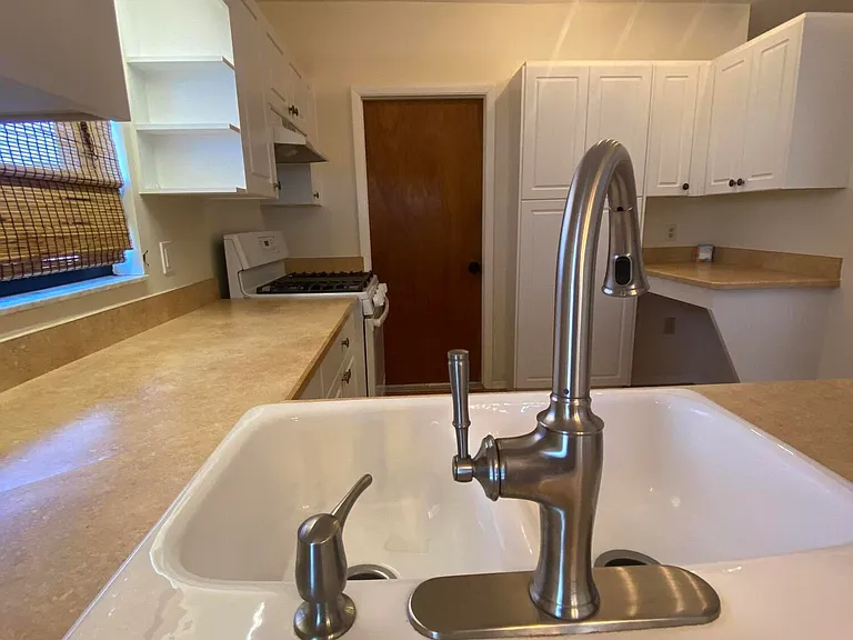 3694 Hardwood Ct — Photo 6