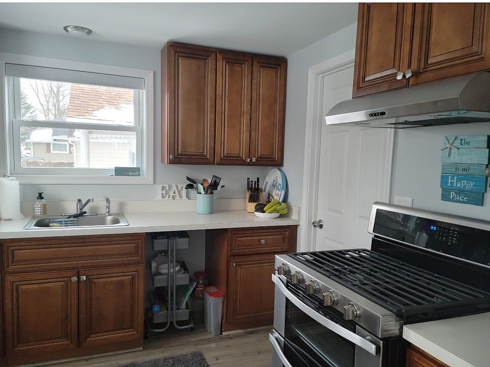 1st image of 3016 Elmwood Dr