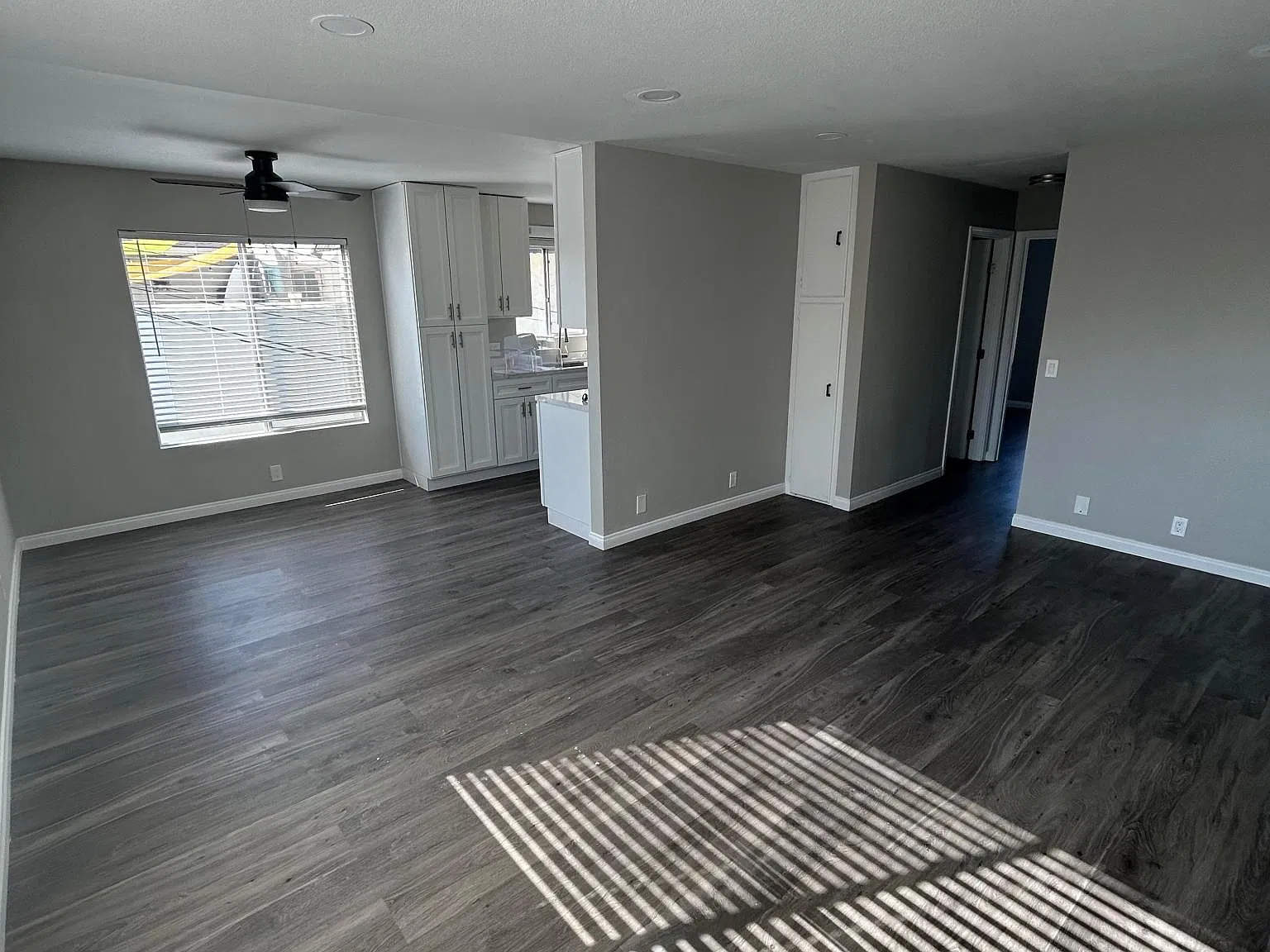 2 bed, 800 sqft, $3,495 — Photo 2