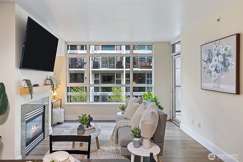 5th image of 1420 Terry Avenue #607