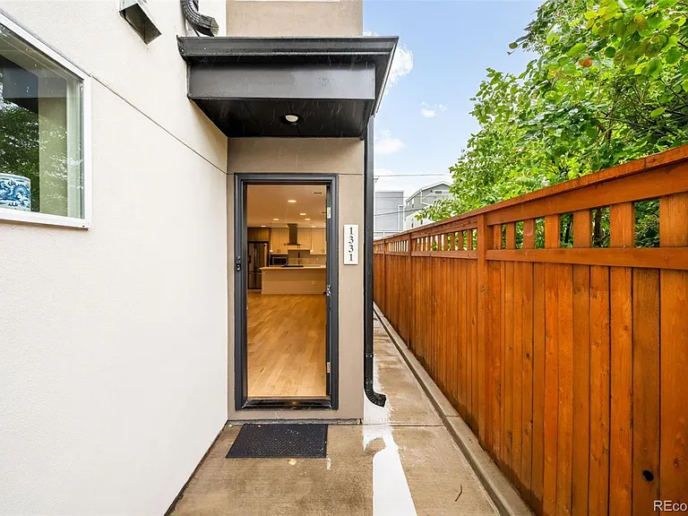 1331 Yates St — Photo 3