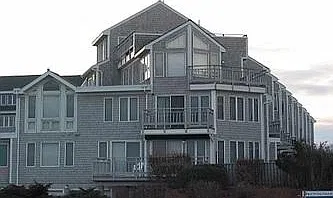 22 Oceanside Pl — Photo 3
