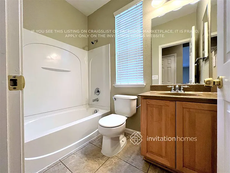 1230 Barnhill Ln — Photo 5