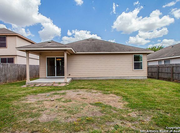 3rd image of 226 Arcadia Pl