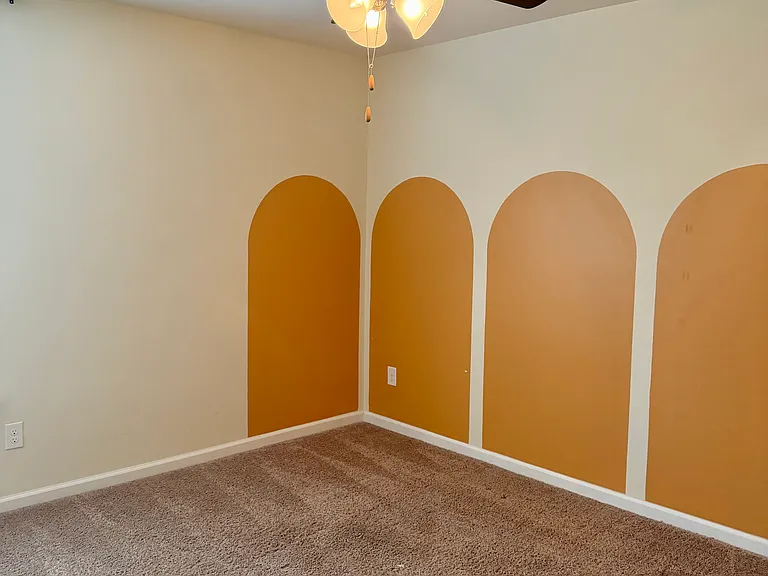 74 Parkside Dr — Photo 16