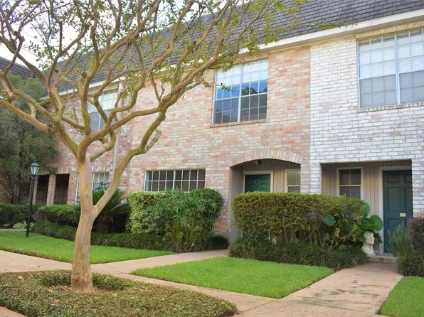 2226 S Piney Point Rd APT 106, Houston, TX 77063