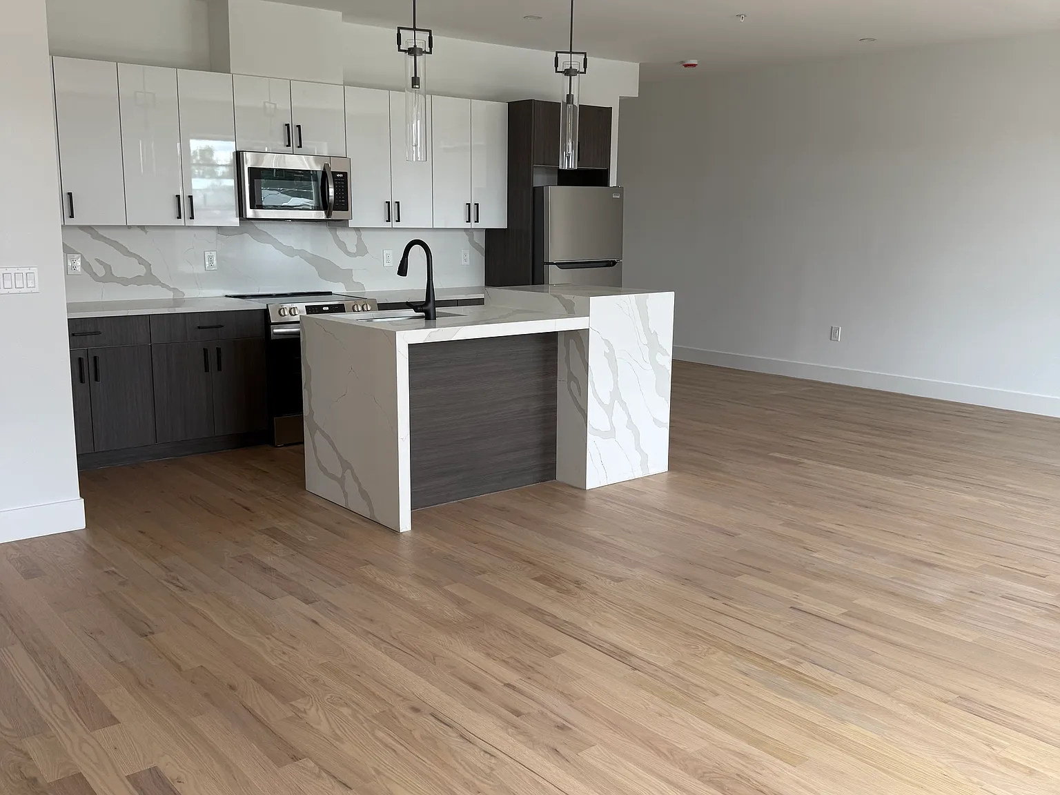 1 bed, $2,150 — Photo 4