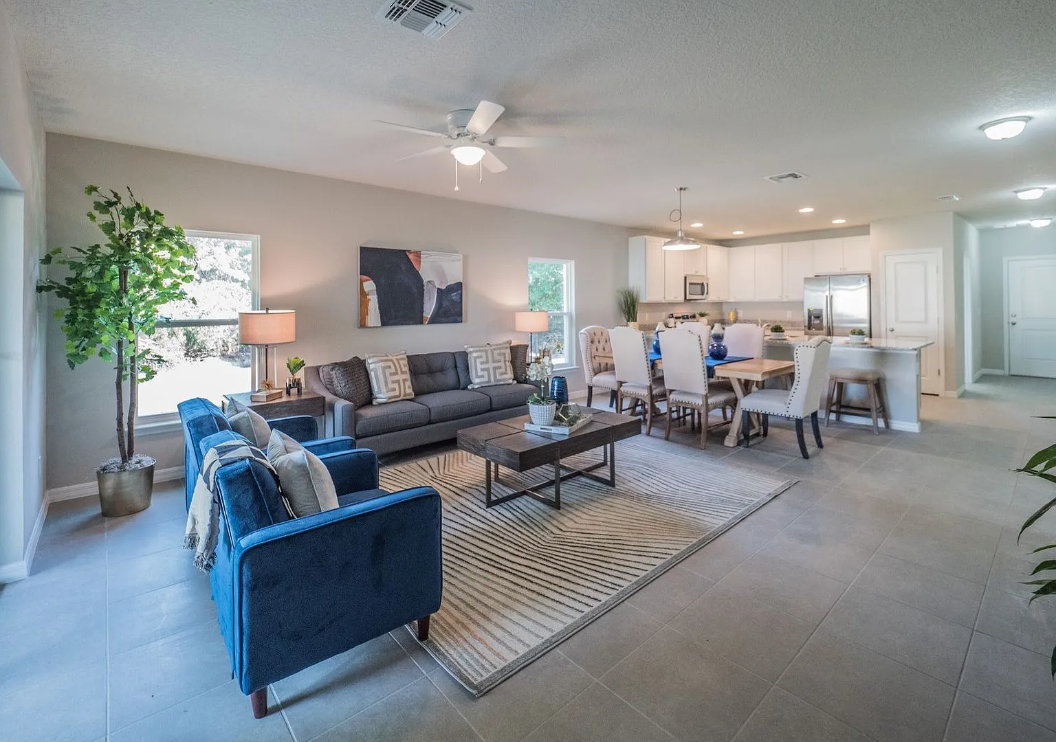 Practically New & Packed with Upgrades A Must-See 4-Bedroom Gem in Poinciana! — Photo 4