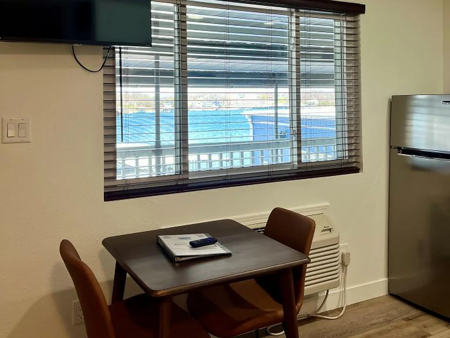 Studio, 240 sqft, $800 — Photo 1
