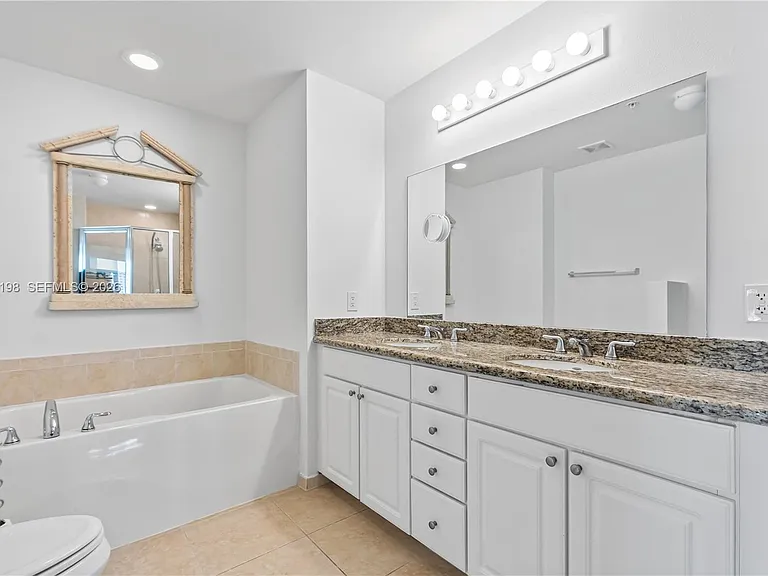 3001 NE 185th St #716 — Photo 10