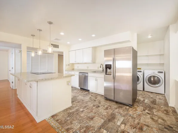 9846 E 2nd St, Tucson, AZ 85748