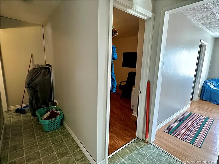 316 Main St — Photo 37