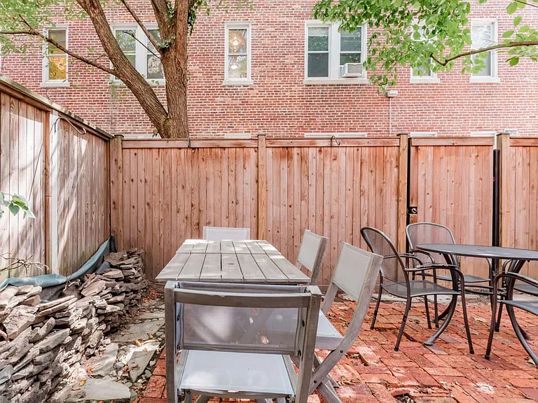 1704 Q St NW #101 — Photo 26