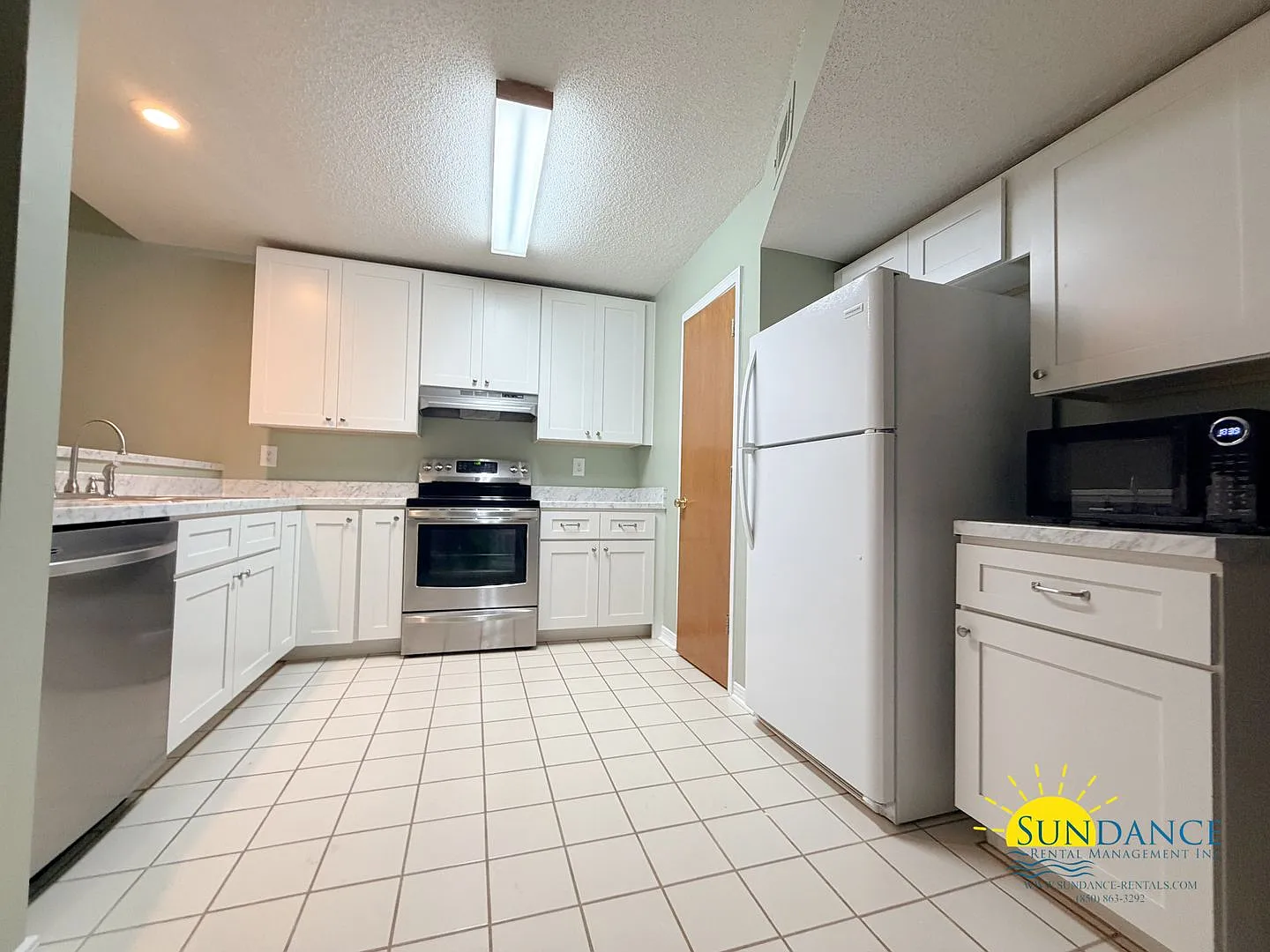 Spacious 3BR Townhome Minutes from Hurlburt Field and Eglin AFB! — Photo 4