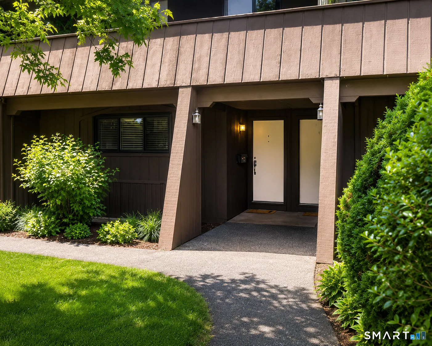 2 bed, 2.0 bath, 1638 sqft, $3,100 — Photo 1