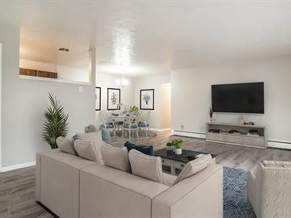 2610 W Galbraith Rd, Cincinnati, OH 45239