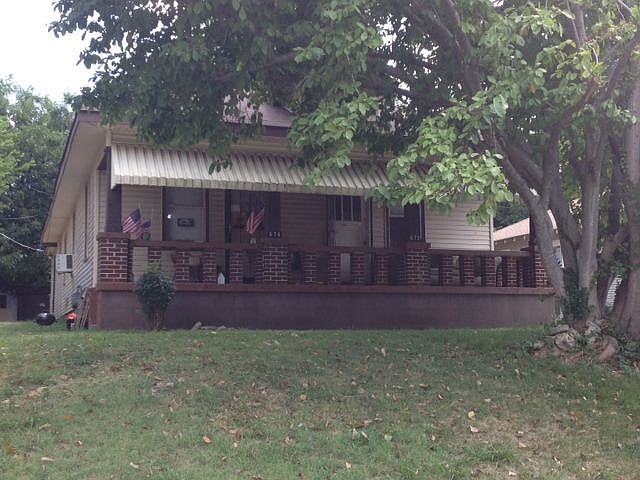 672 Hillcrest