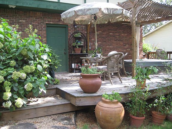 lower deck with hot tub