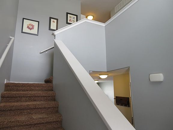 4th image of 2059 Dakota Ln