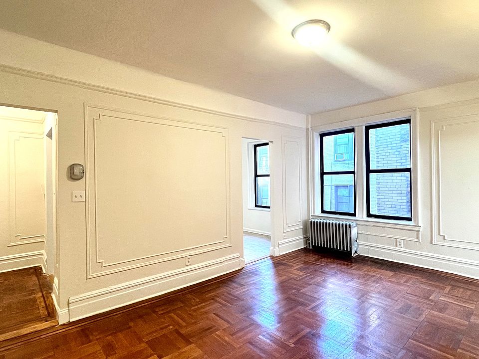 1st image of 15 Magaw Pl APT 6G
