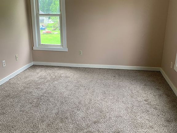 2nd image of 932 Swann St #932B