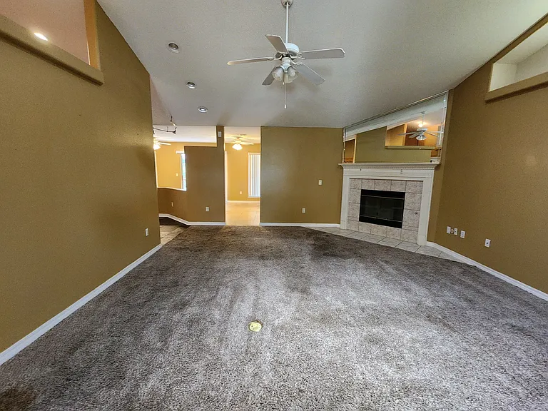 4219 Spindlewick Dr — Photo 8