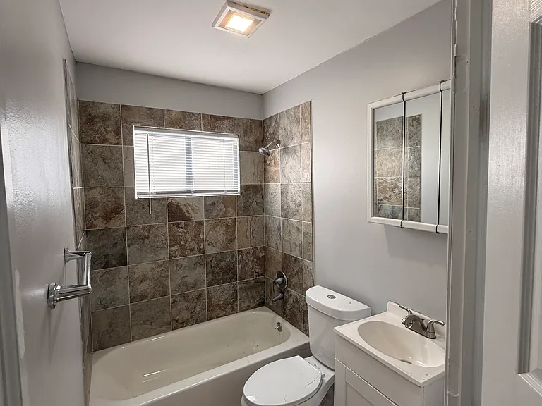 1232 Greene Pl — Photo 6
