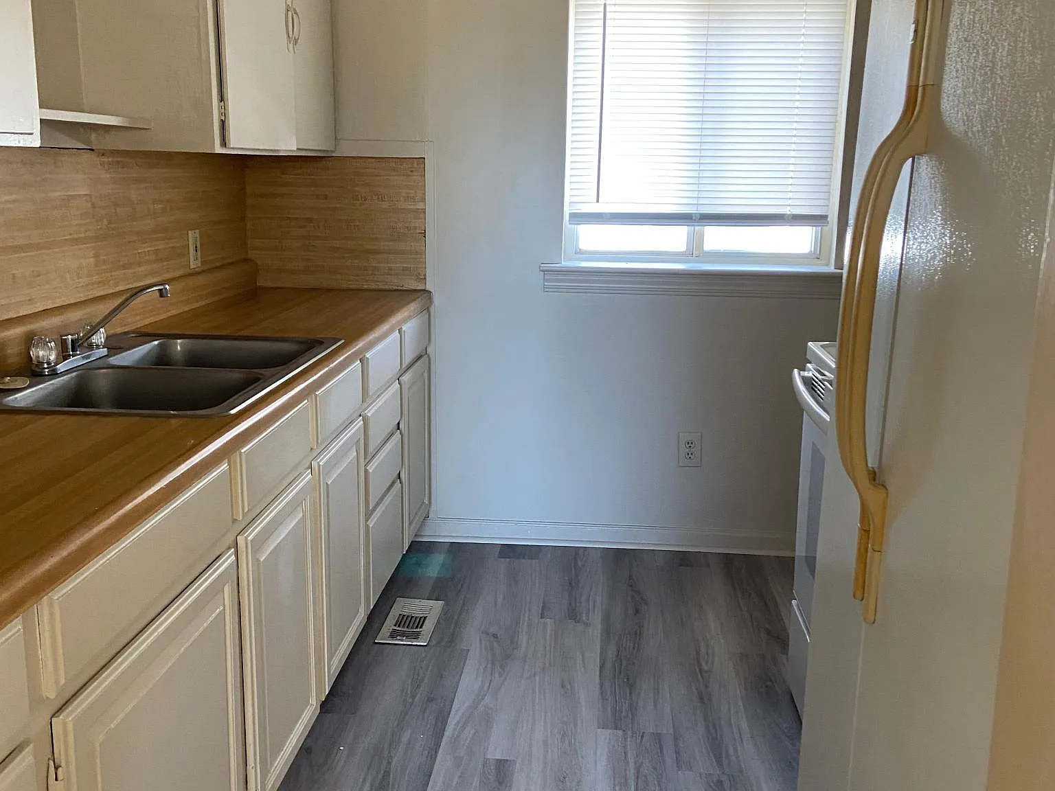 2 bed, 789 sqft, $1,100 — Photo 3