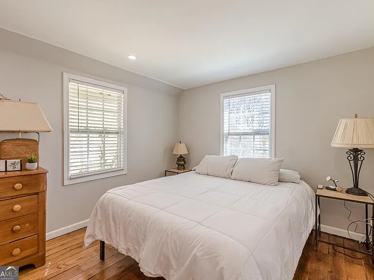 1118 Glenwood Ave SE — Photo 54