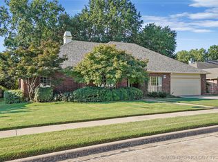 9104 E 113th St S, Bixby, OK 74008