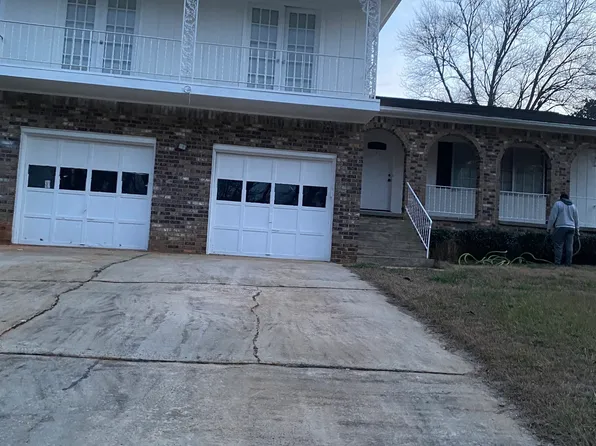 3883 Grand Pines Dr, Decatur, GA 30034