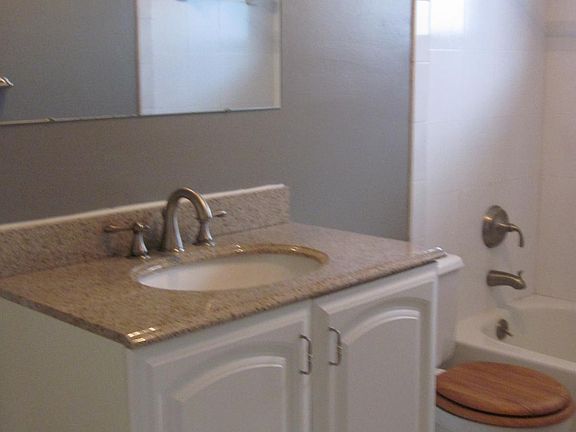 5th image of 2125 SE Floresta Drive