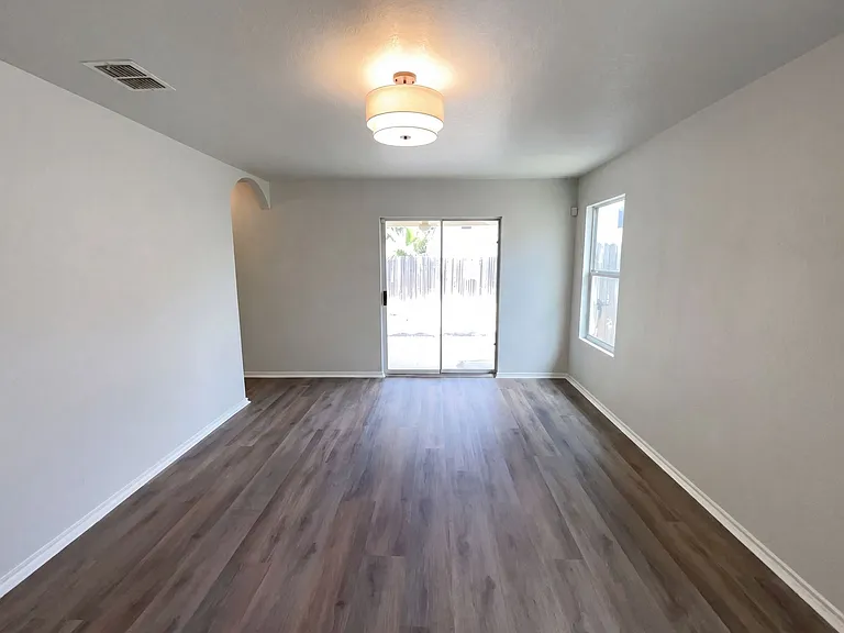 8907 Mission Brk — Photo 6