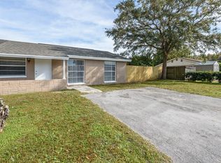 8905 Briar Hollow Ct, Tampa, FL 33634