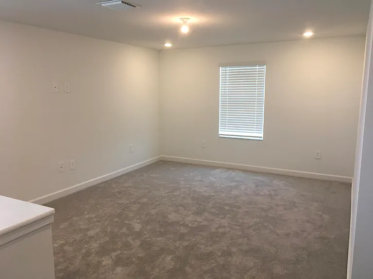 12226 SW Roma Cir — Photo 9