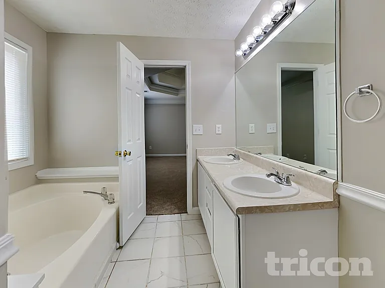 616 Magnolia Dr — Photo 9
