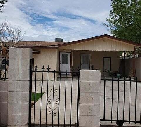 2nd image of 1010 S 31st Ave