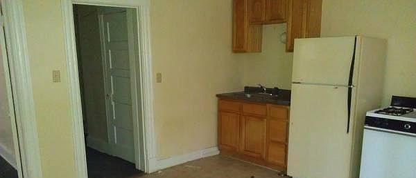 1st image of 69 John St