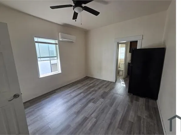 736 W 7th St APT 5, Dallas, TX 75208