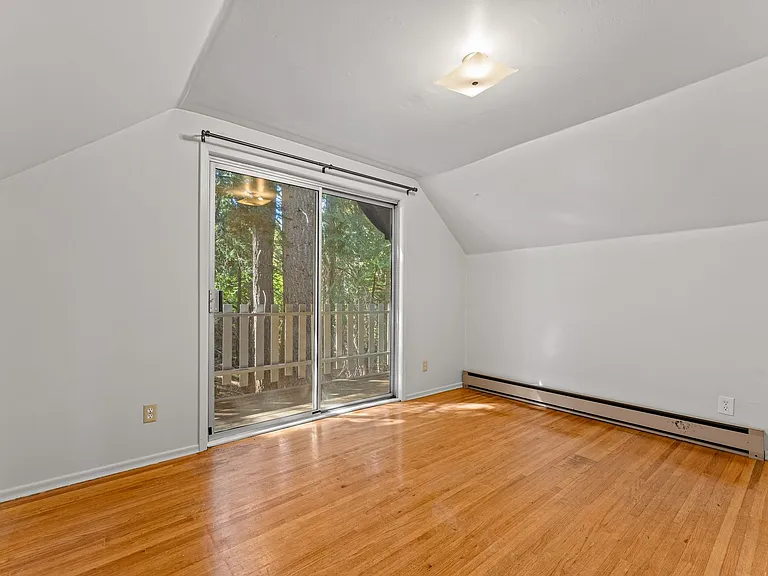 765 Bunker Dr — Photo 13