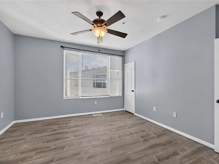 3186 Bayshore Oaks Dr — Photo 44