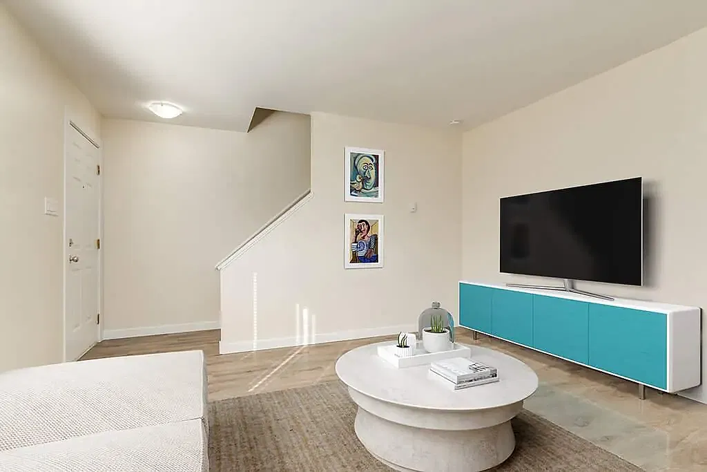 Delton Townhomes — Photo 4