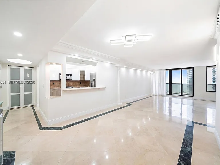 2301 S Ocean Dr #2507 — Photo 2
