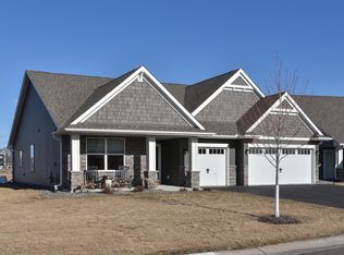 458 Laura Ln SE, Saint Michael, MN 55376
