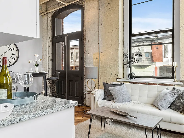 Westmoreland Lofts — Photo 18