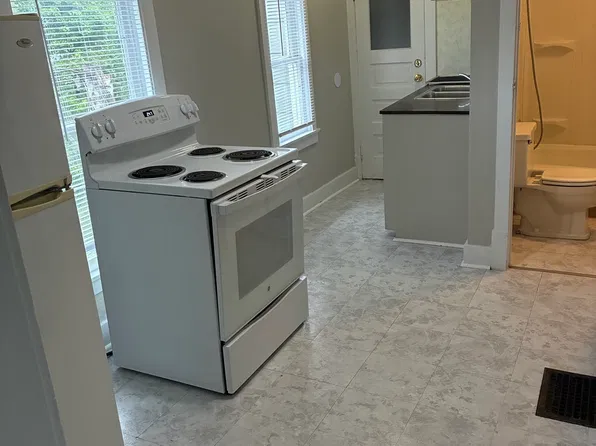 518 Clancy Ave NE APT 3, Grand Rapids, MI 49503