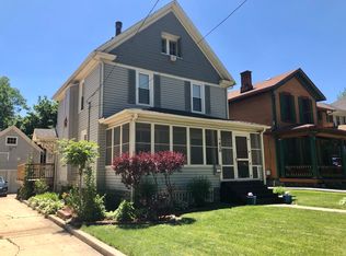 656 W Galena Blvd, Aurora, IL 60506