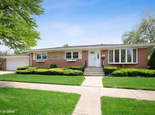 2619 Glenview Ave, Park Ridge, IL 60068