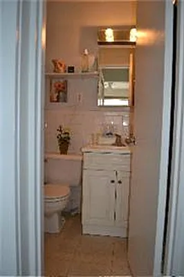 Sold by Metropolitan Res. Partners | media 23