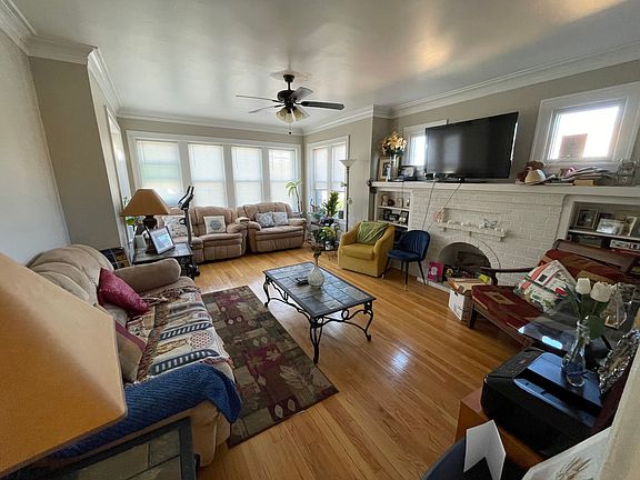 4th image of 1021 N Harlem Ave